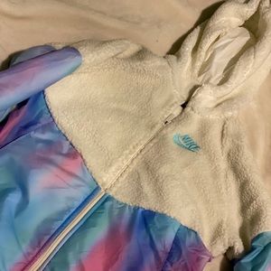 Girls Nike windbreaker